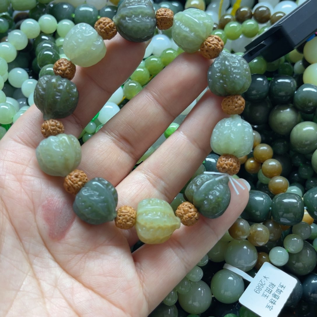 和田玉手链未镶嵌