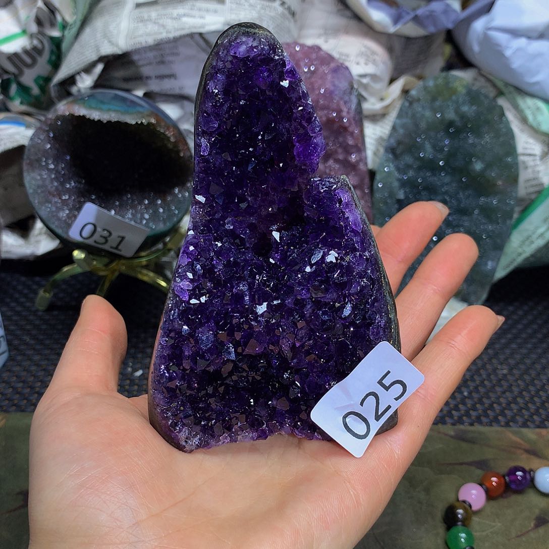 紫晶大型摆件（非配饰）未镶嵌
