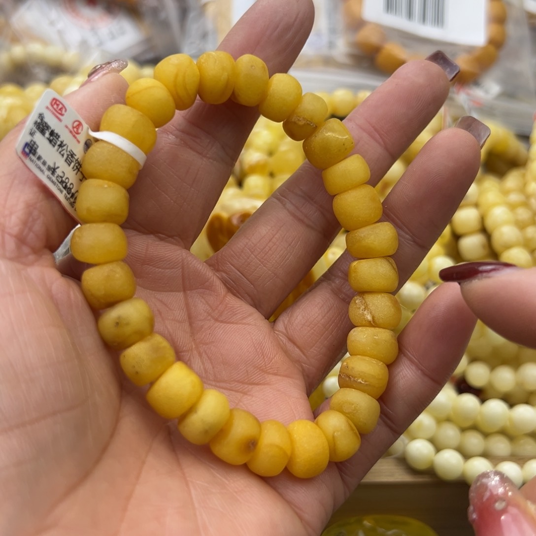 琥珀珠宝奇石未镶嵌