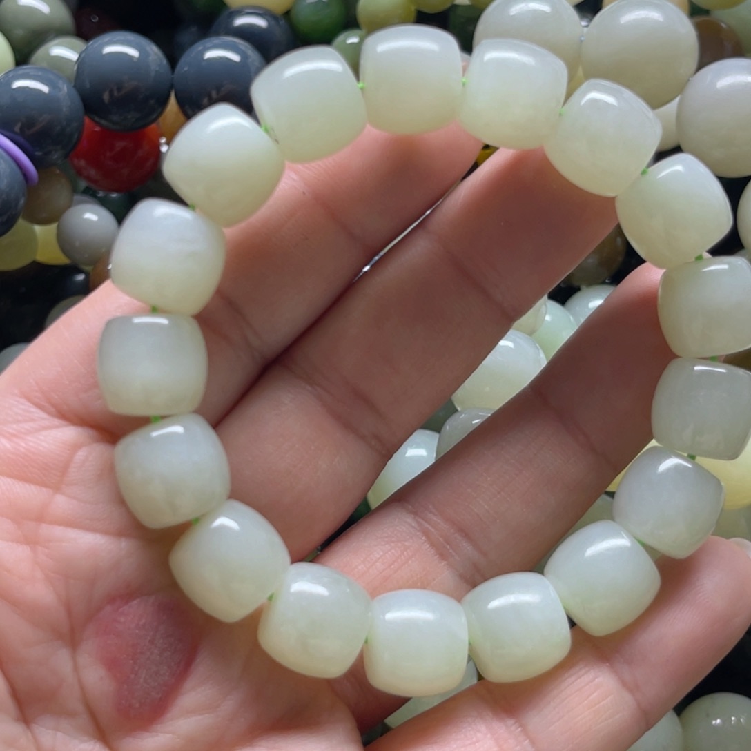 和田玉手链未镶嵌