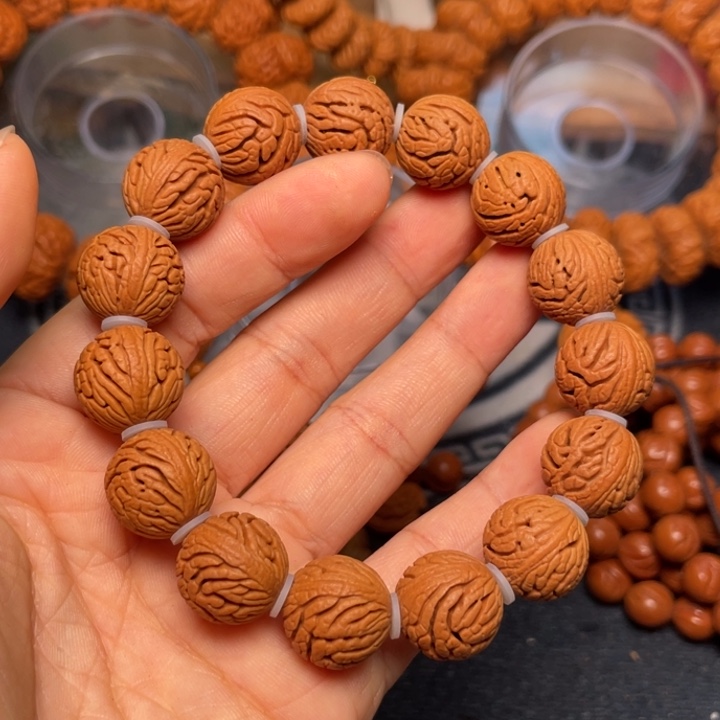 桃核手串龙纹桃核23