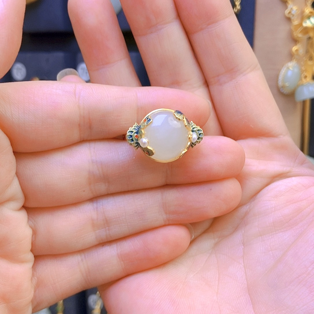 和田玉戒指银S925镀金镶嵌