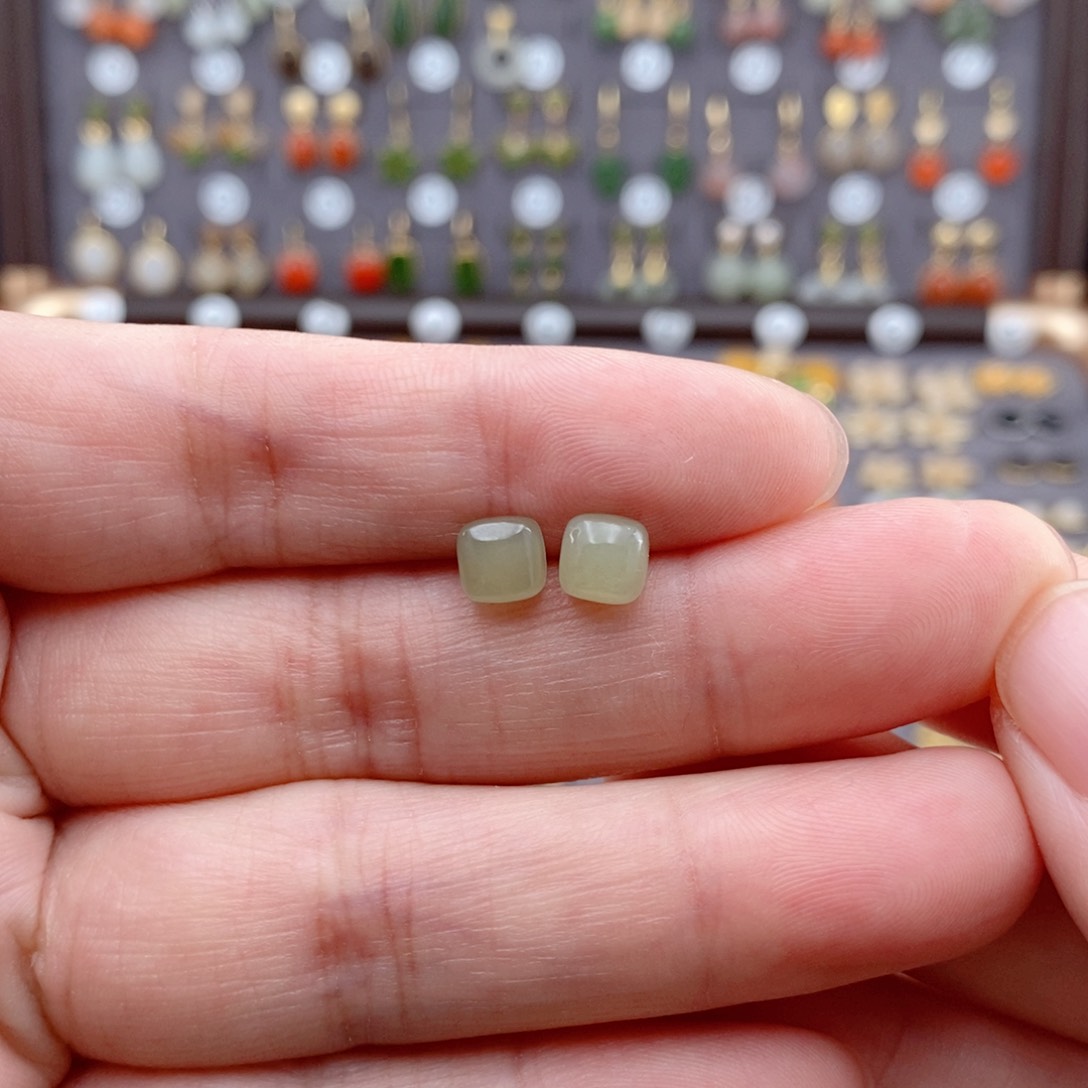 银S925镶嵌和田玉耳饰