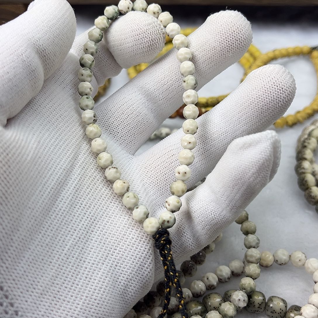 吊坠星月菩提无相手持绿背