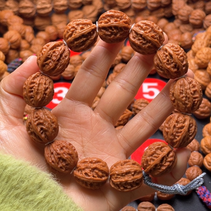 文玩核桃吊坠密纹八棱