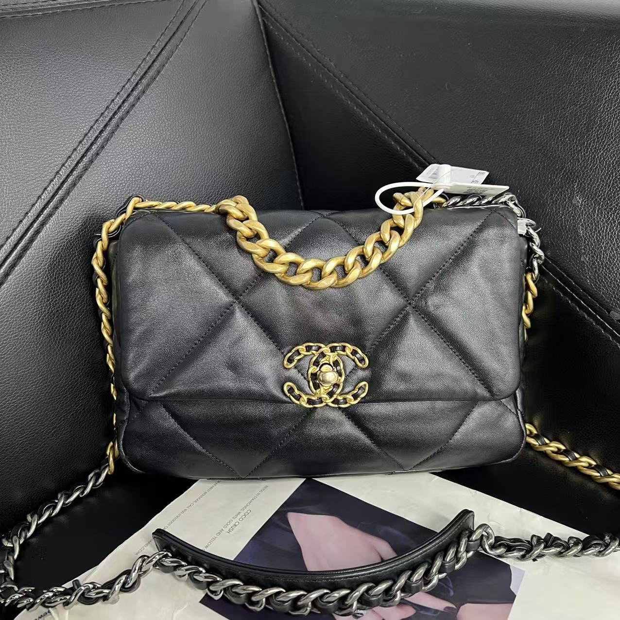 95新 Chanel/香奈儿 捐金沉珠/黑色19bag小号/芯片/