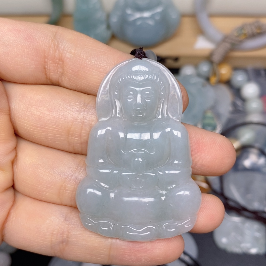 耀***发翡翠未镶嵌颈饰观音
