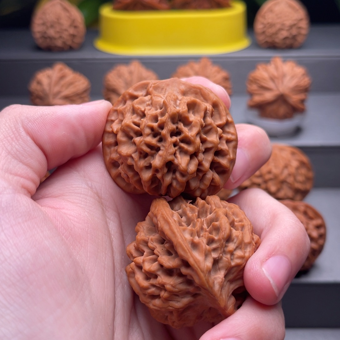 *****文玩核桃把件秦闷