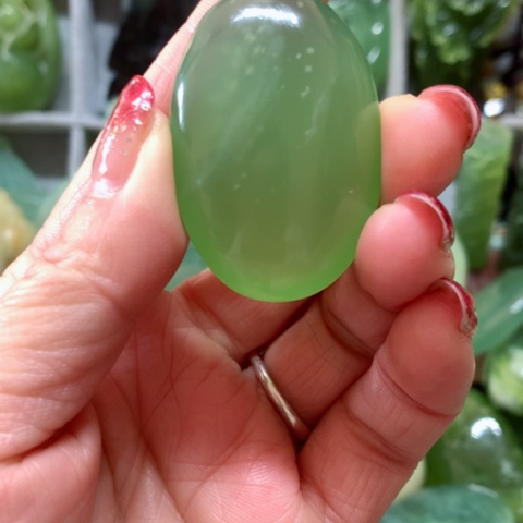 蛇纹石玉手把件未镶嵌