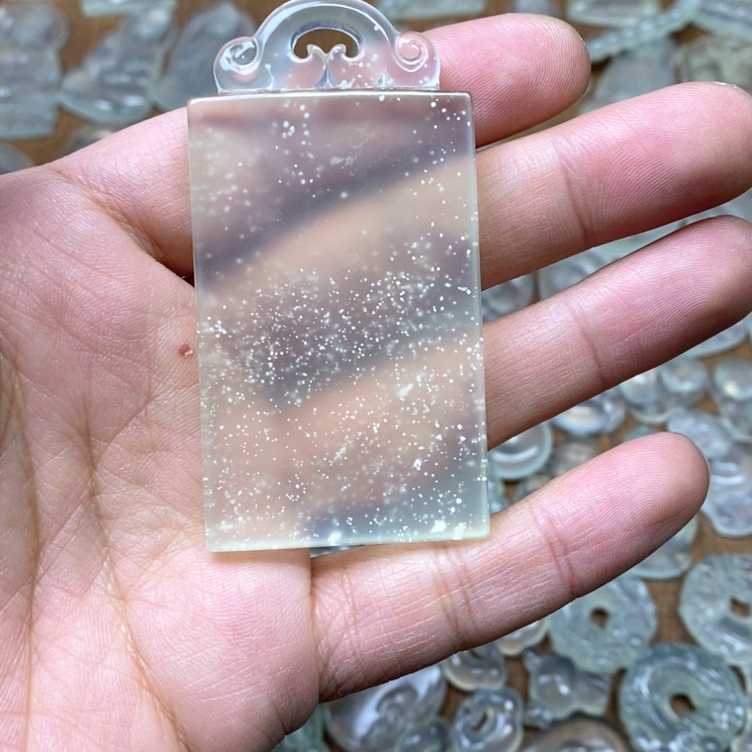 岫玉吊坠(不含链)未镶嵌