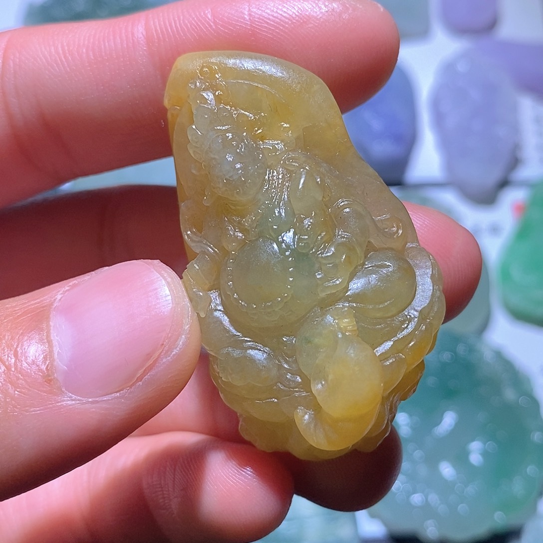 追***北定制翡翠未镶嵌黄财神