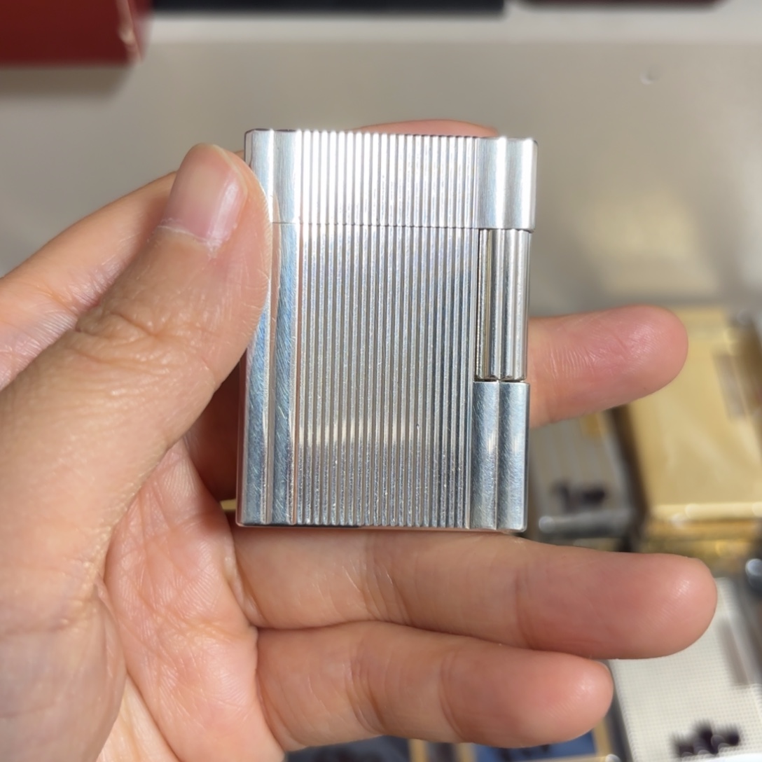 都登卡中古打火机