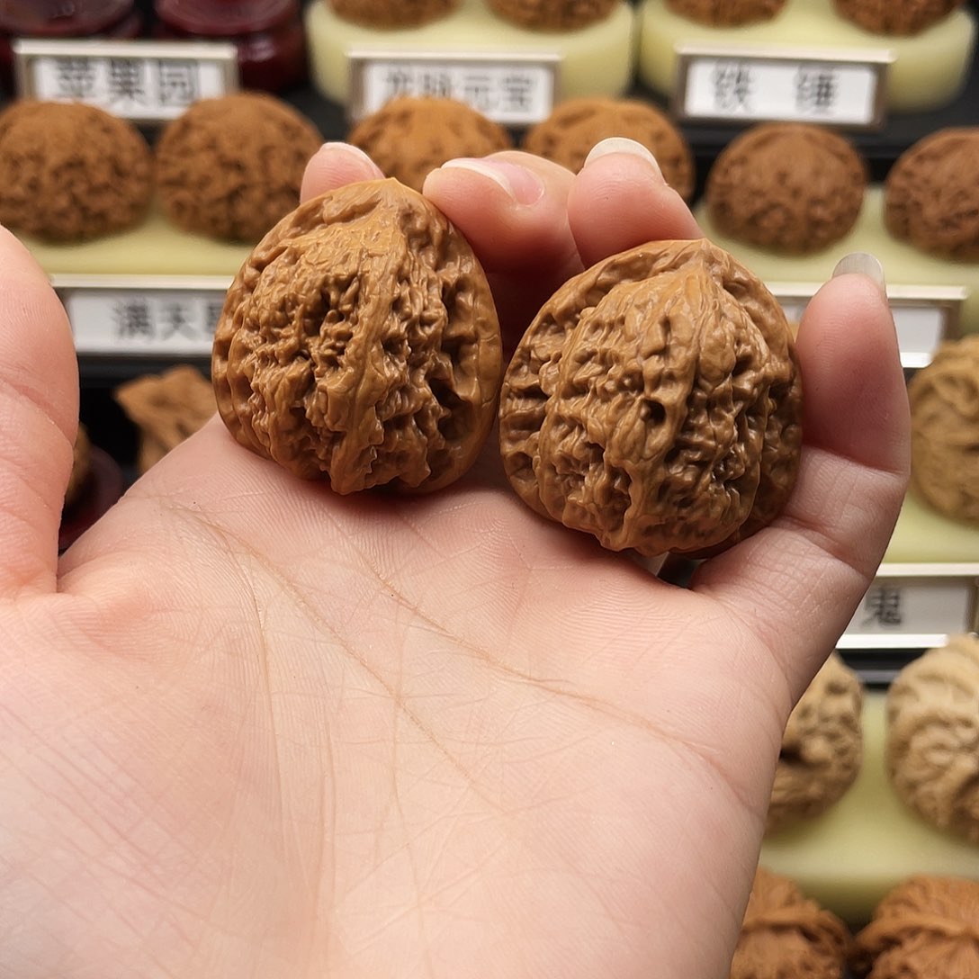 文玩核桃把件轻**进蚂蚁王751