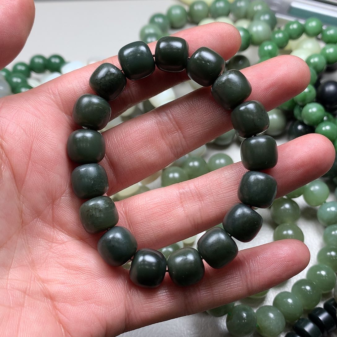 和田玉手链未镶嵌