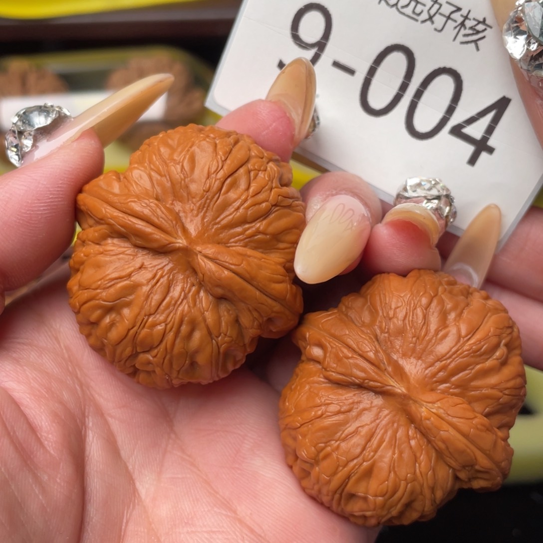 文玩核桃把件大*帽44全品元宝