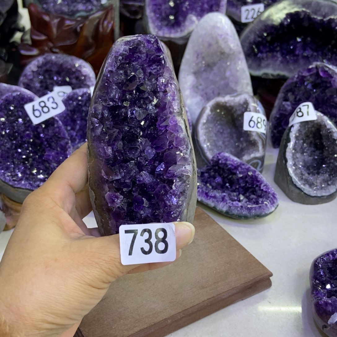 水晶大型摆件（非配饰）未镶嵌