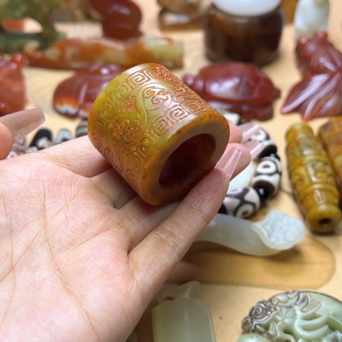 【闪购商品】蛇纹石玉颈饰未镶嵌