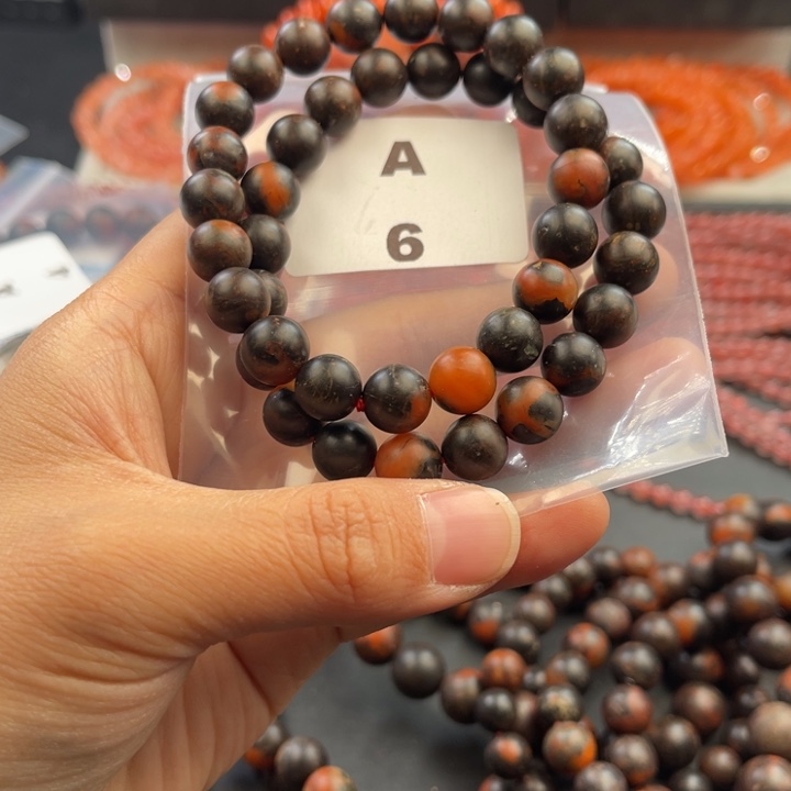 南红玛瑙未镶嵌多样性发货默认微瑕称重9mm2条