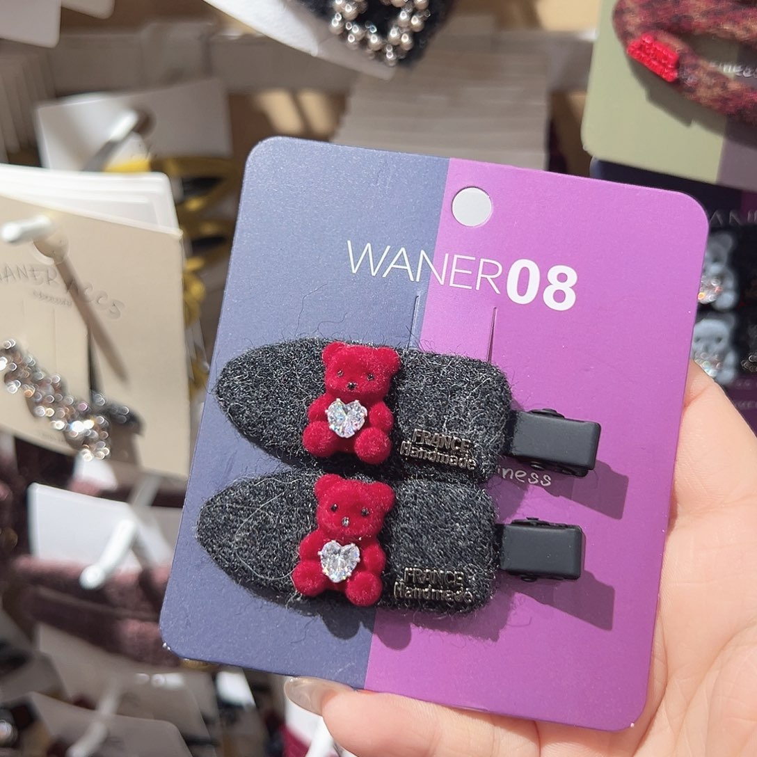 非金属红色小熊无痕鸭夹