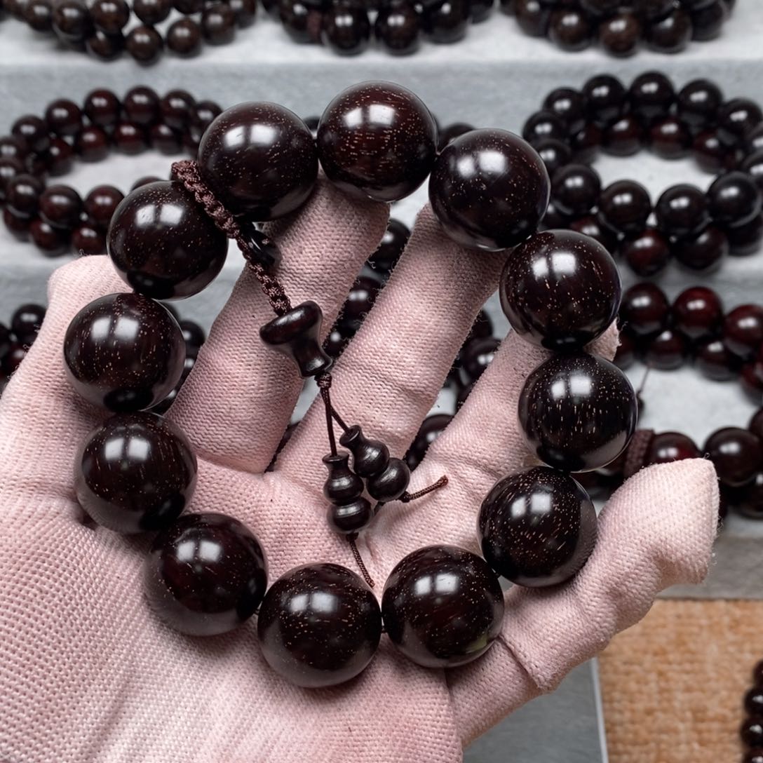 檀香紫檀（小叶紫檀）2.0满