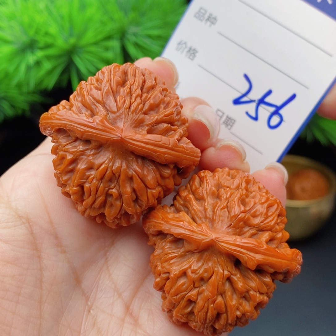 文玩核桃把件40四座楼256