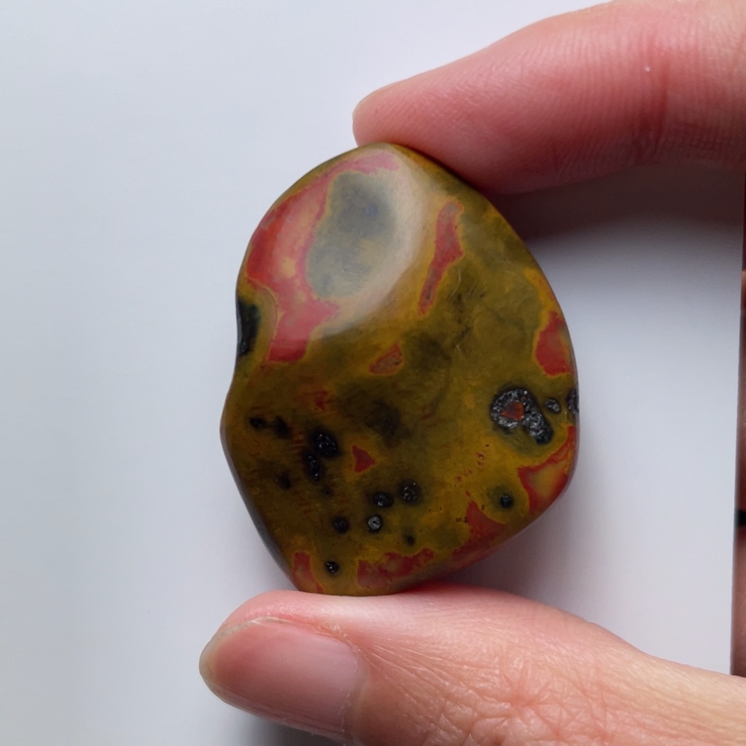 南红玛瑙手链未镶嵌