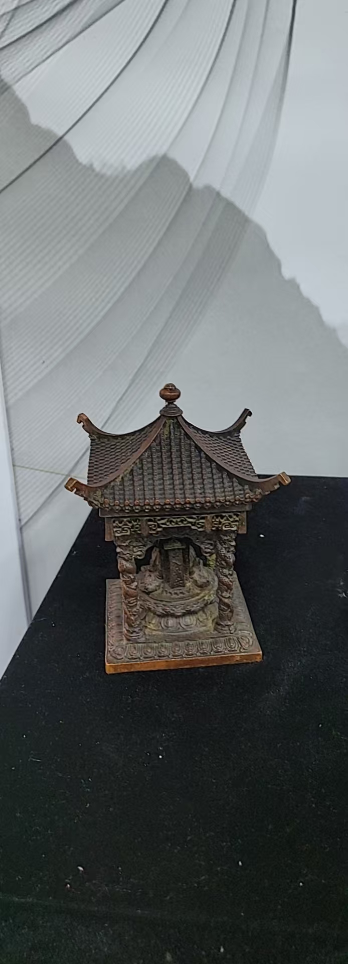 QD32 现代陶瓷艺术品高端瓷器赏盘赏器