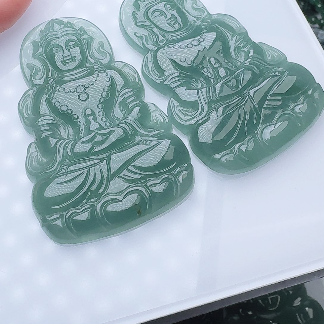 翡翠未镶嵌颈饰多样性发其一