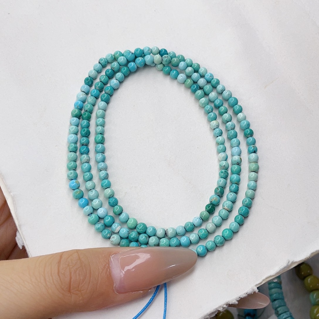 绿松石未镶嵌颈饰