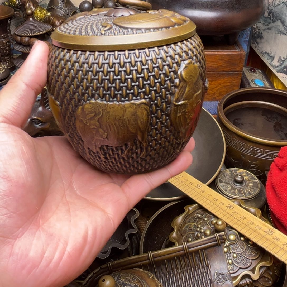 精美铜器，点击下单