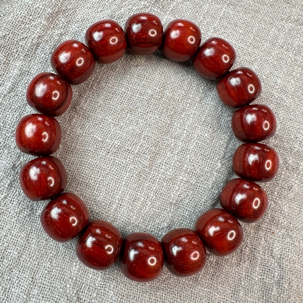 小叶紫檀12×13mm【超级果冻泥料带星】纯天然