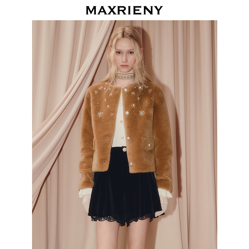 MAXRIENY乡村巴恩风穿搭羊绒外套25秋款钉钻羊毛H型外搭气质上衣