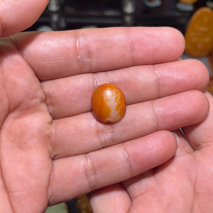 和田玉颈饰未镶嵌大**生