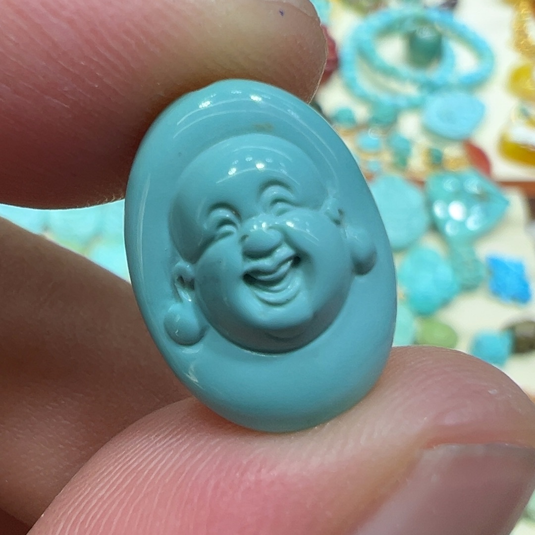 未镶嵌绿松石颈饰佛