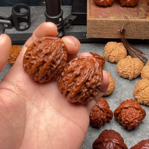 把件文玩核桃虎头