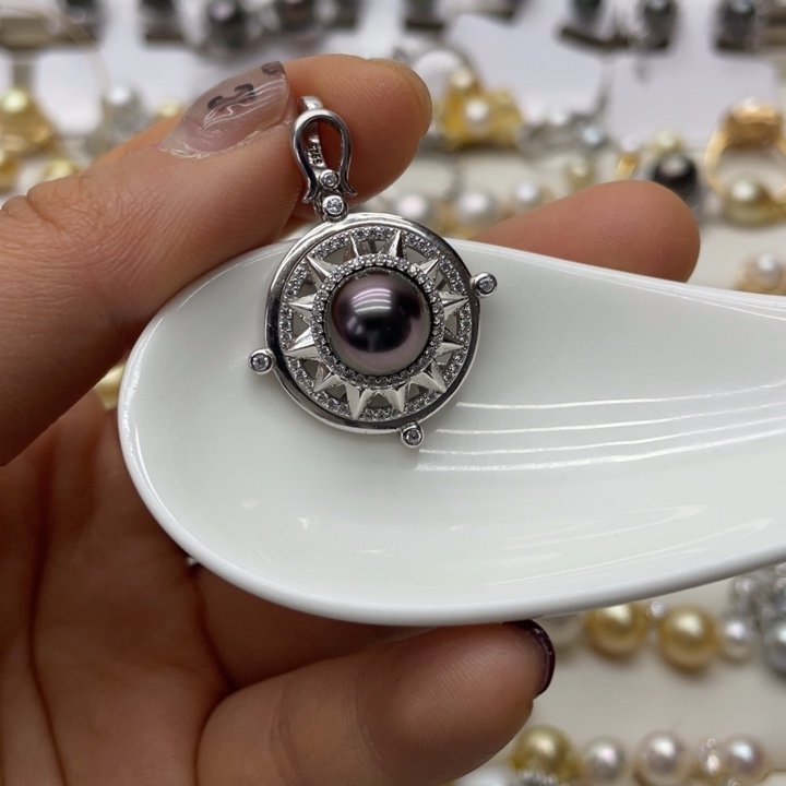 海水珍珠吊坠(不含链)18K金镶嵌