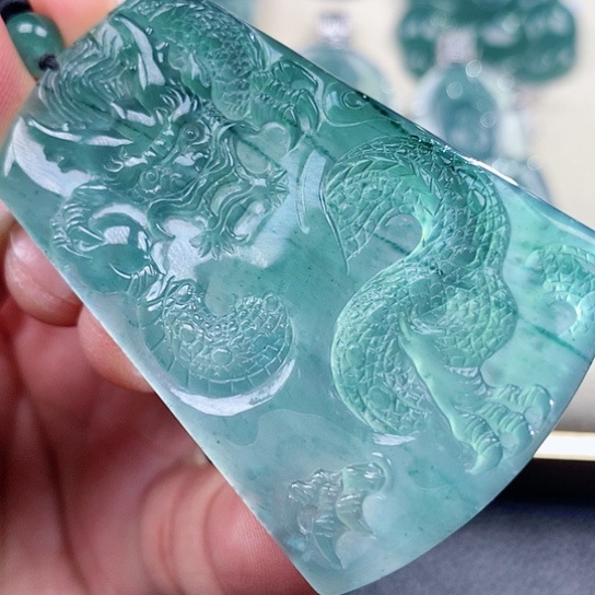 【闪购商品】翡翠颈饰未镶嵌天然翡翠