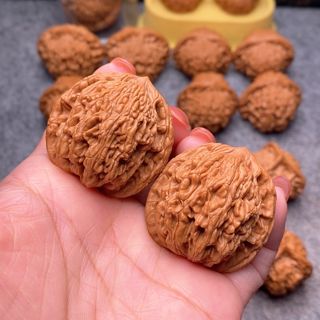 文玩核桃把件精品特价小虎38+