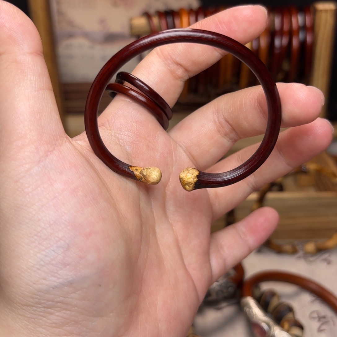 藤类手串/手链小**北鸡血藤