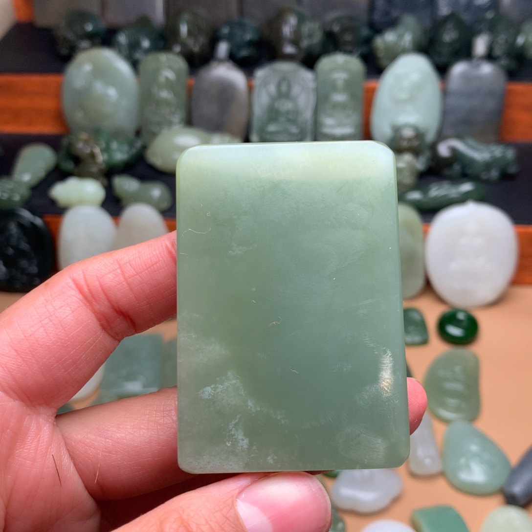 和田玉颈饰未镶嵌挂件117有瑕