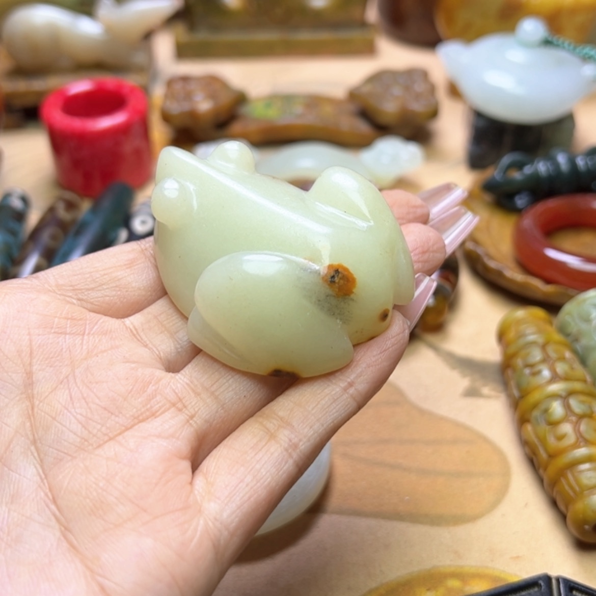 【闪购商品】蛇纹石玉颈饰未镶嵌