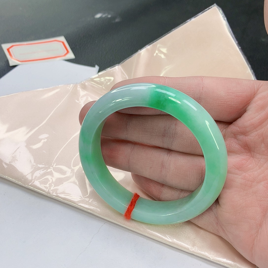 翡翠手镯未镶嵌052缅甸天然翡翠A货