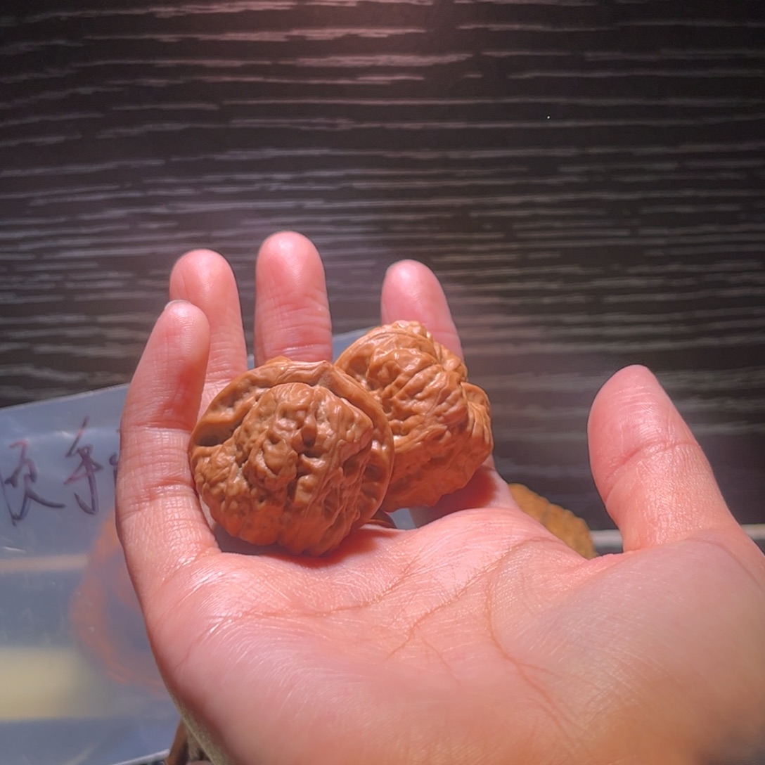 用***8大叶紫檀（黑酸枝木类）蛤蟆