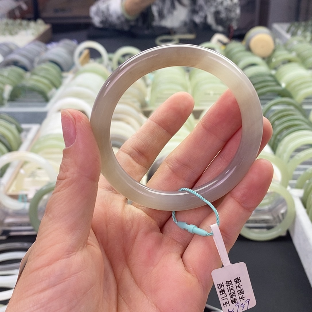 和田玉未镶嵌手镯57