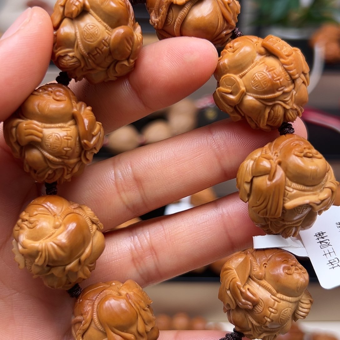 橄榄核吊坠财神手串