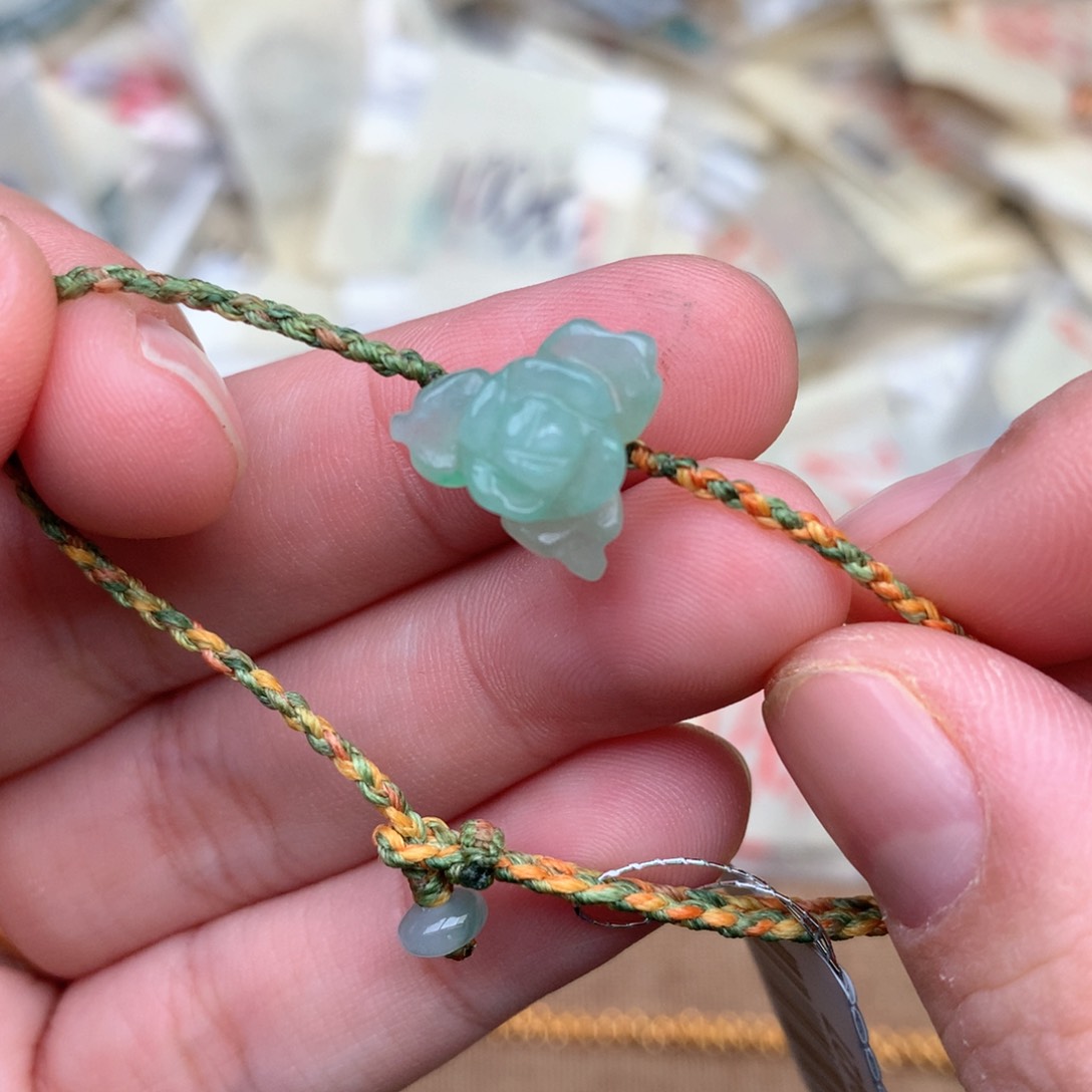 【闪购商品】未镶嵌挂件翡翠一