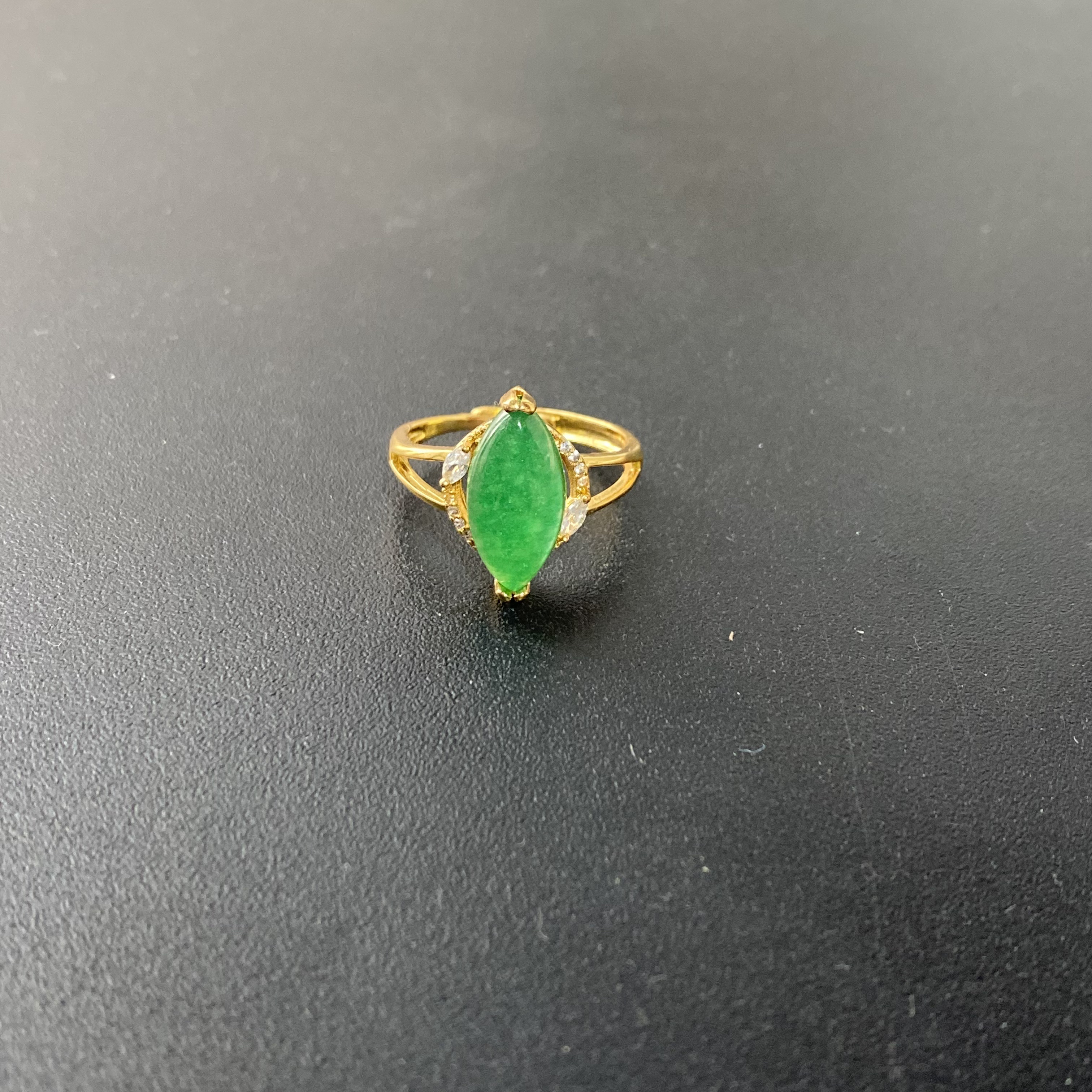 铜合金合成锆石戒指 TTSD 绿色菱形轻奢复古戒指 1290