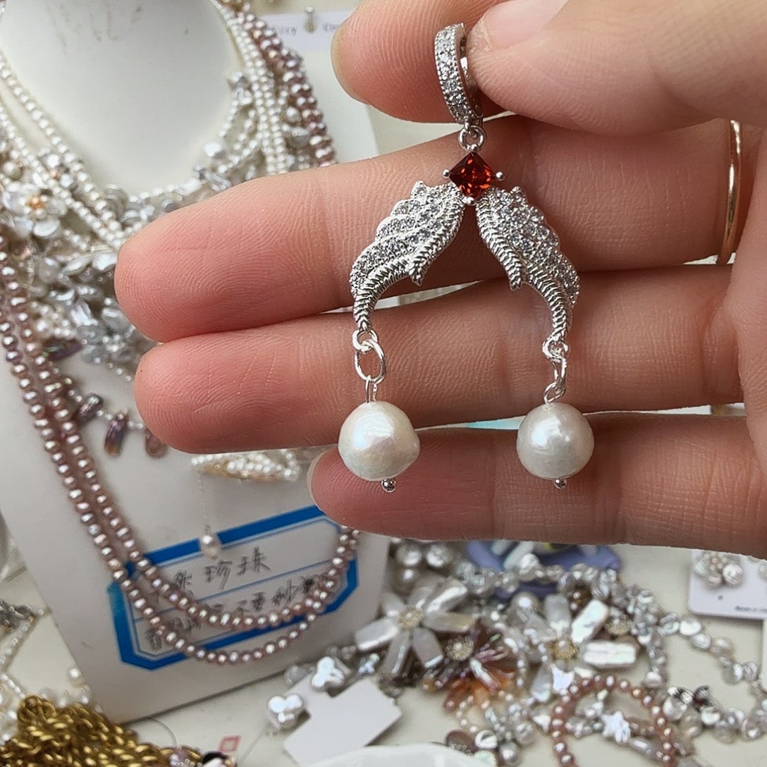 颈饰淡水珍珠未镶嵌