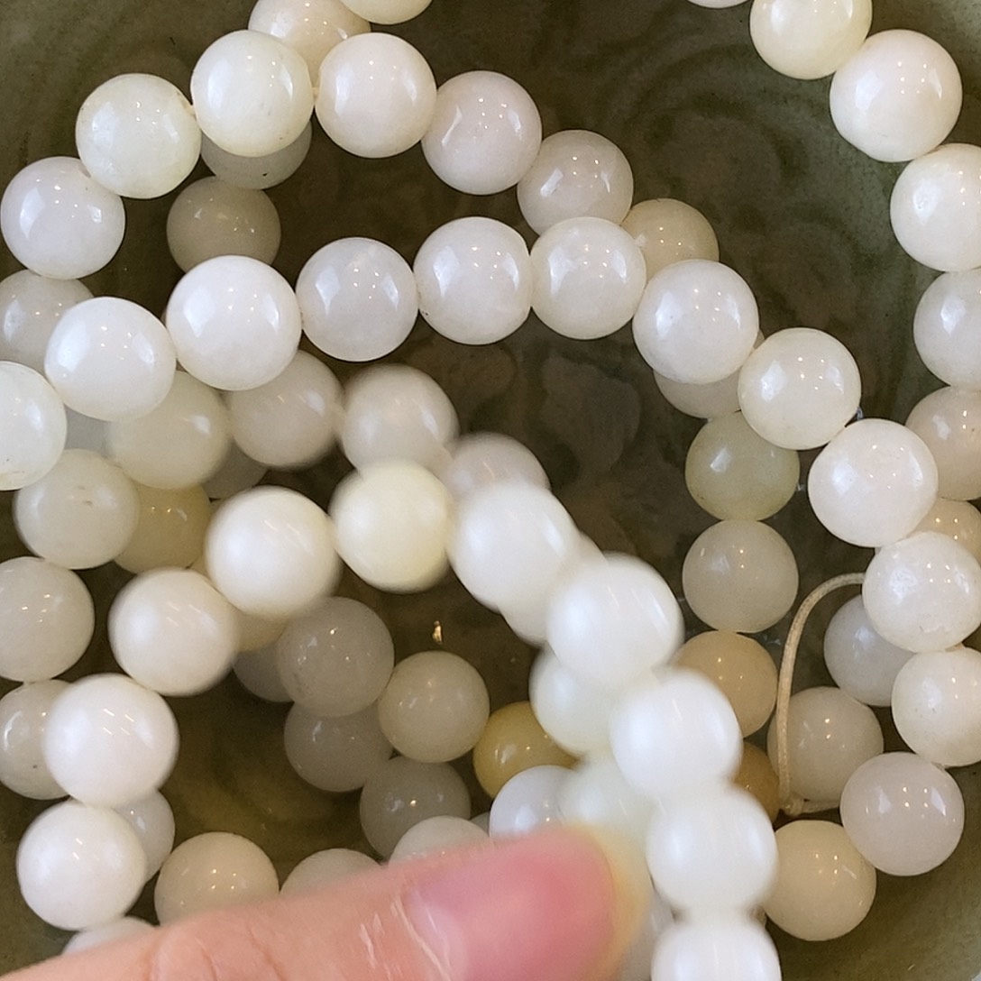 一**贵一零八串小串九米