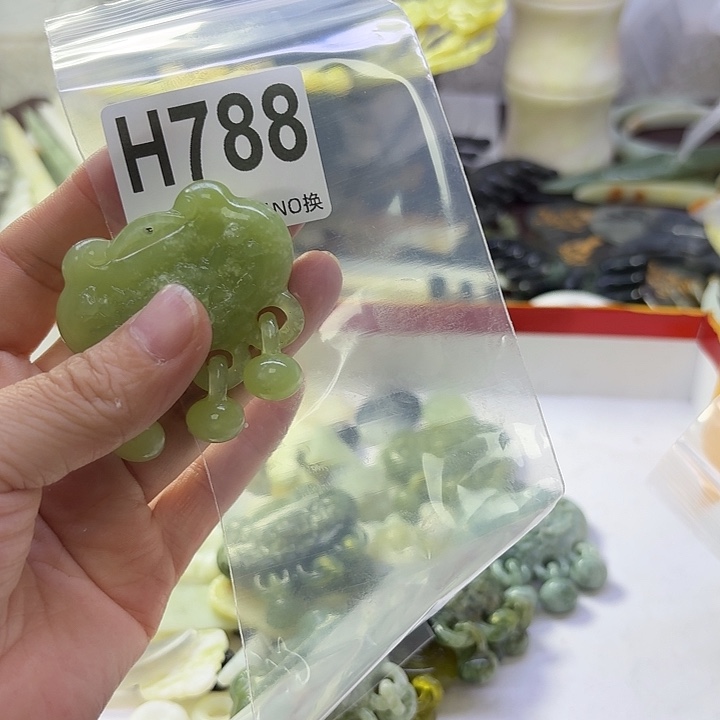 蛇纹石玉合金发饰幸****)